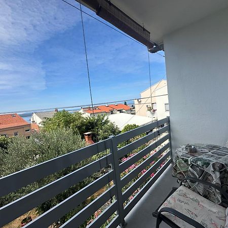 Apartmani Ira ซริกเวนิซา ภายนอก รูปภาพ